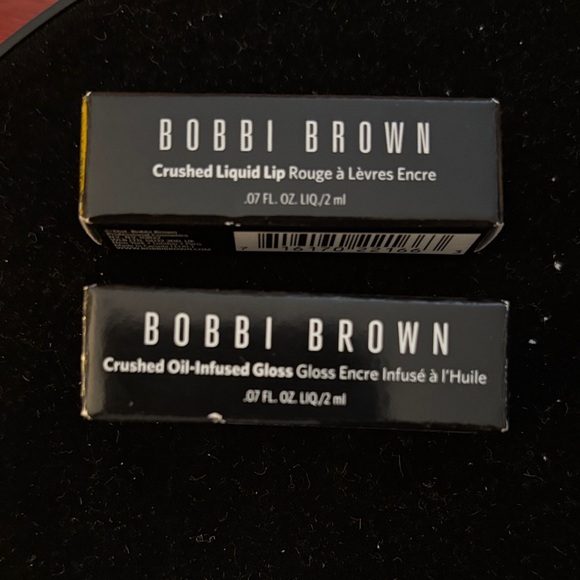 Bobbi Brown Accessory Collection - Picture 2 of 5